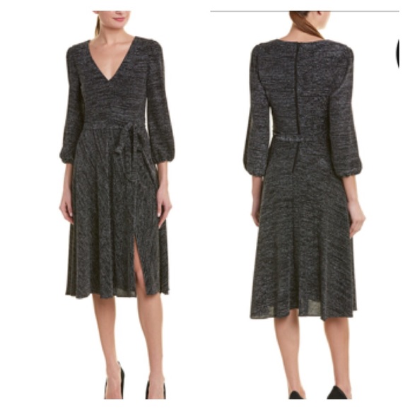 Host Pick 🎉 Alice + Olivia Coco plunging metallic V-neck dress - Picture 2 of 16